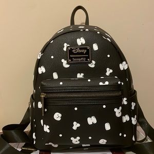 NWT Loungefly Mickey letter backpack